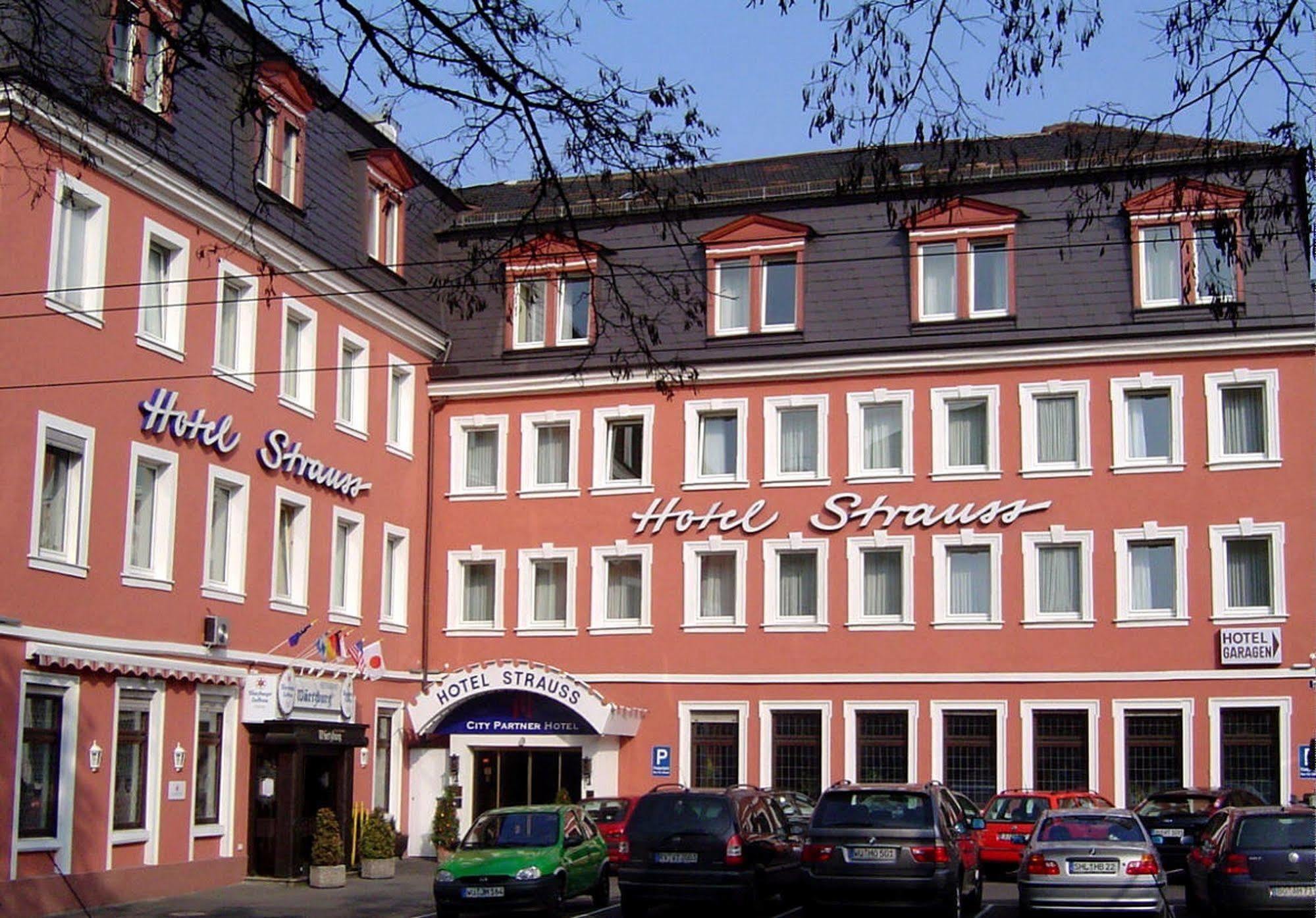 City Partner Hotel Strauss Вюрцбург Екстер'єр фото